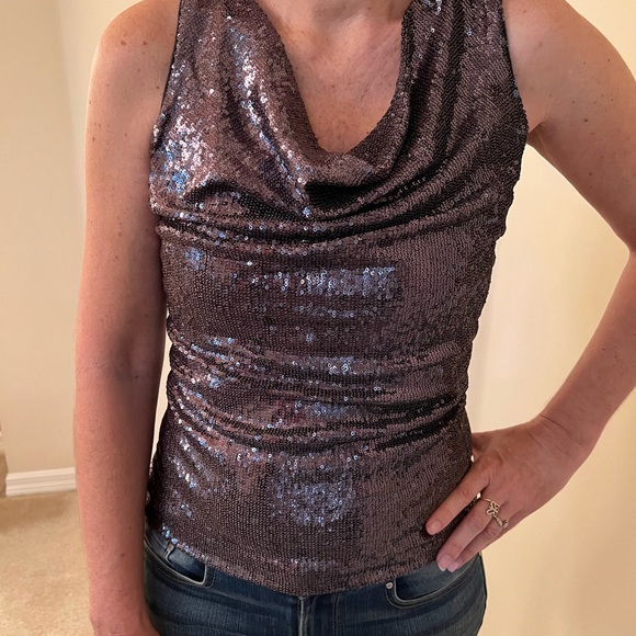 WHBM NWT Silver Sequin Top Size XS - Picture 2 of 12